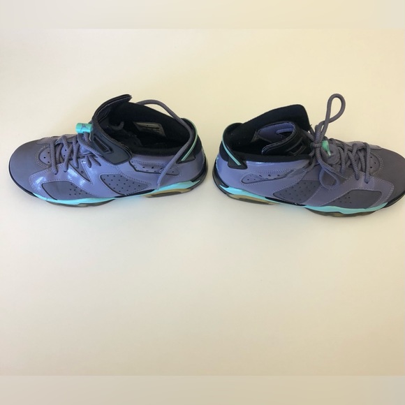 AIR JORDAN HIGH TOP BASKET SNEAKERS IN SIZE 5.5 big girl or women - Picture 6 of 9